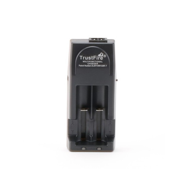Електронска цигара Делови Trustfire Trustfire полнач за 18650 батерии.